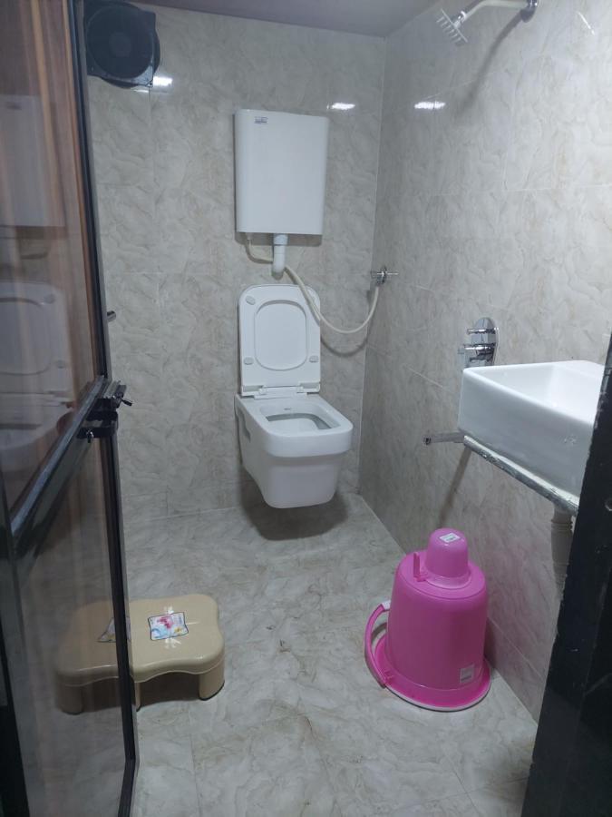 Asra Dormitory For Male And Female มุมไบ ภายนอก รูปภาพ