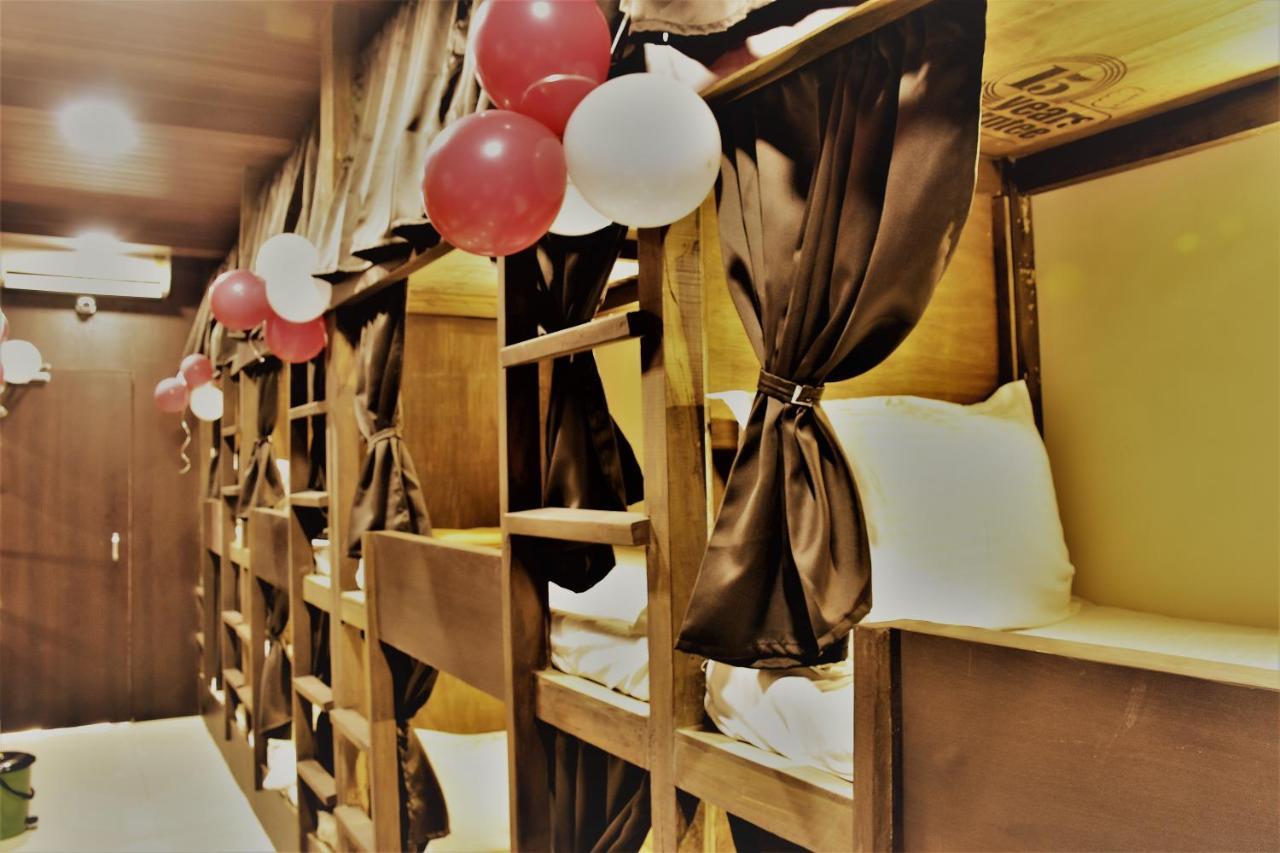 Asra Dormitory For Male And Female มุมไบ ภายนอก รูปภาพ